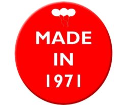 Made in 1971 - 59mm Birthday Pin Badge Gift Present Balloons Red