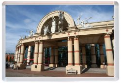 Trafford Centre - Manchester - Jumbo Fridge Magnet Souvenir Gift Present 21D1