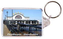 Cleethorpes - Lincolnshire - Double Sided Large Keyring Key Fob Chain Ring Gift Present Souvenir AD1