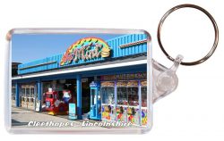Cleethorpes - Lincolnshire - Double Sided Large Keyring Key Fob Chain Ring Gift Present Souvenir AD5