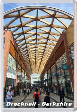 Bracknell - Berkshire - Jumbo Fridge Magnet 24E3